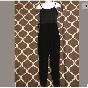 Women’s Jumpsuit  Black By Express Size 8 NWT!